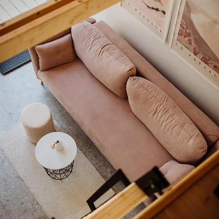 Laspot Szafarnia Holiday home *